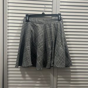 Black and white plaid skirt